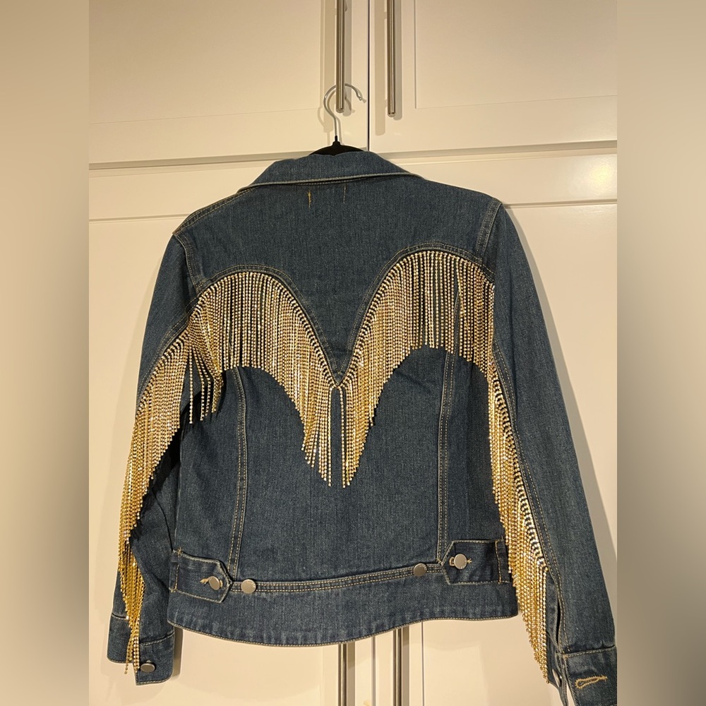 Don’t miss out this gorgeous jacket! Denim Jacket..Size S - Picture 13 of 16